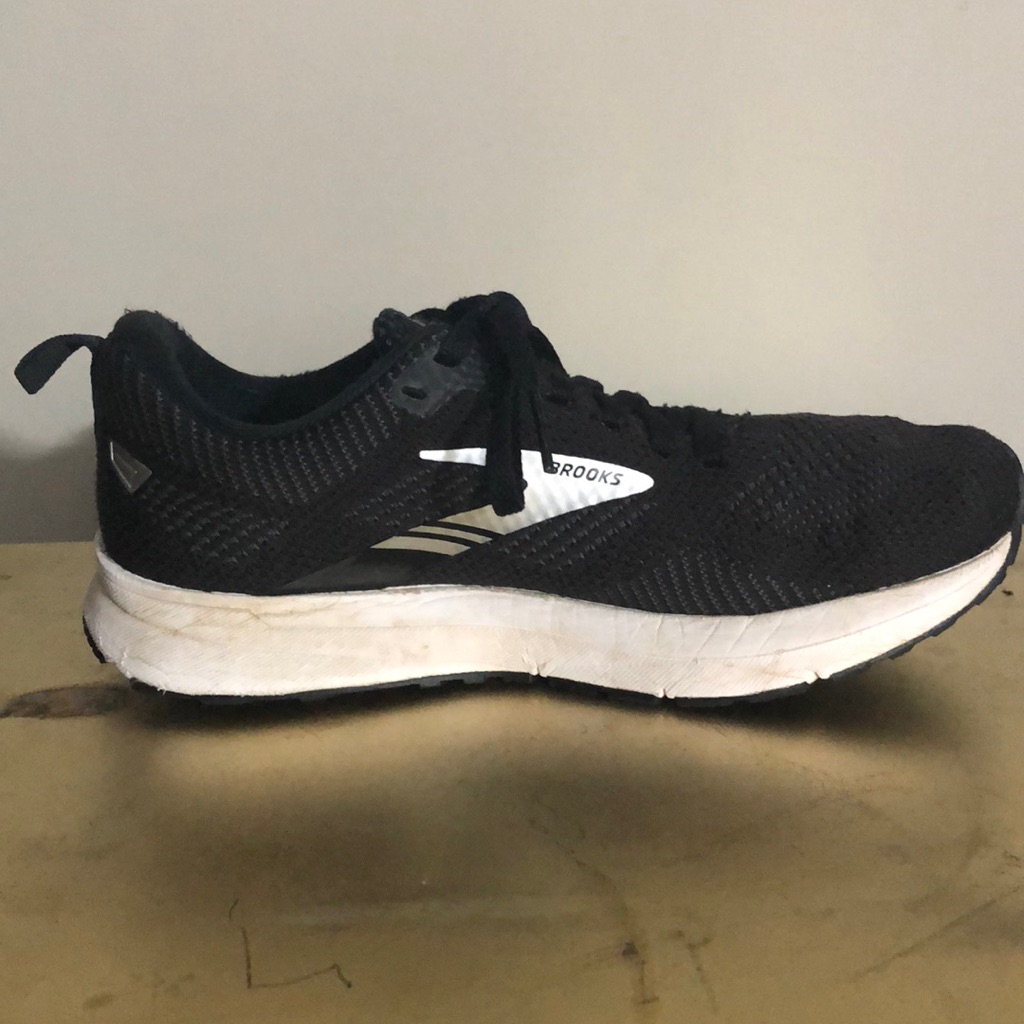 Brooks Revel5 Sneakers Black